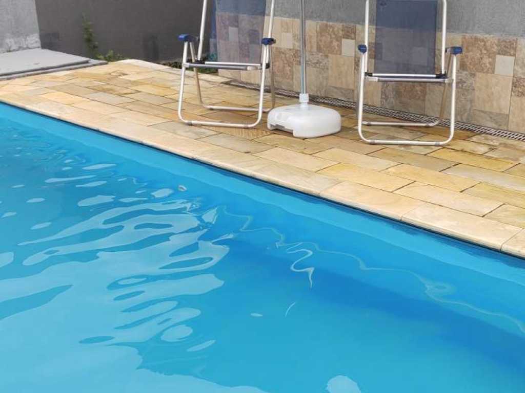 Casa Grande com Piscina para Toda Família Pé na Areia