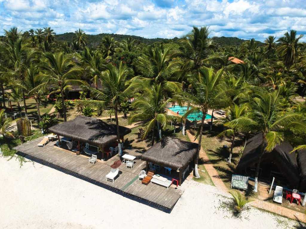 Casa Praia de Acuípe - a margem do rio Tororomba