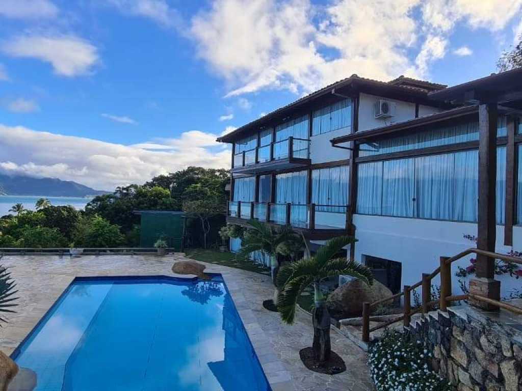 Casa luxuosa em Ilhabela