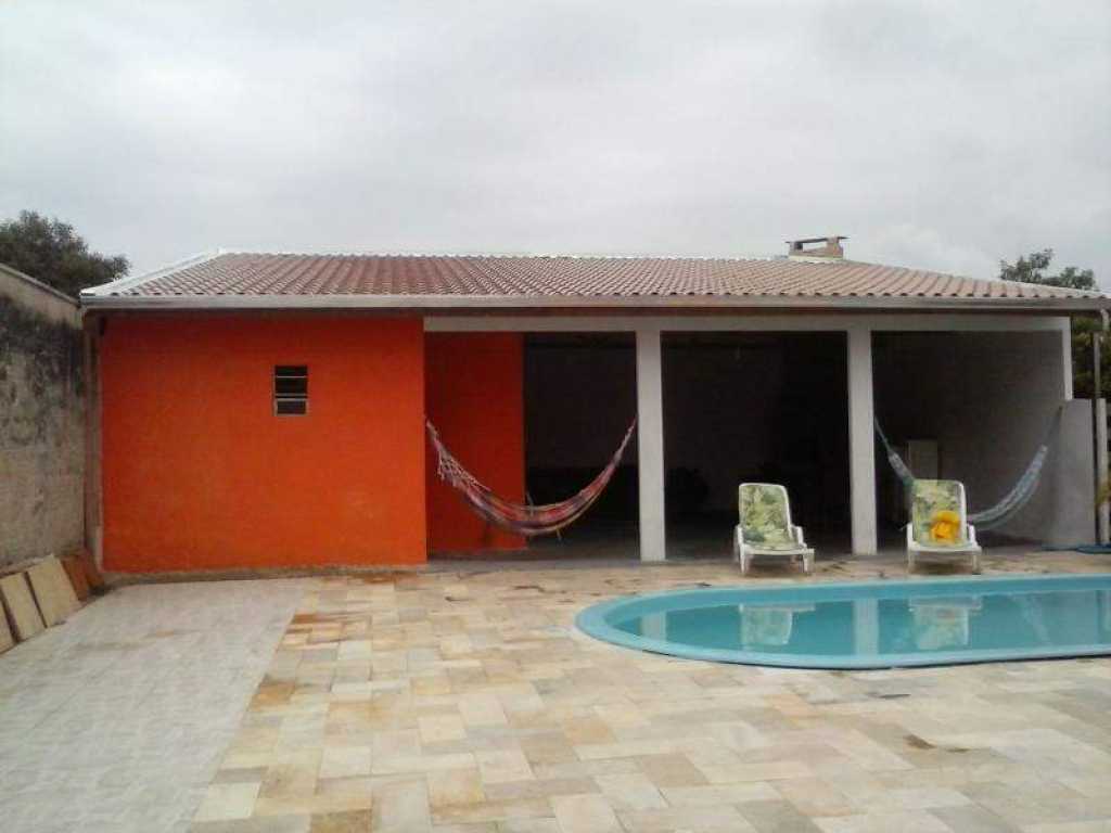 Casa con Piscina en Guaratuba