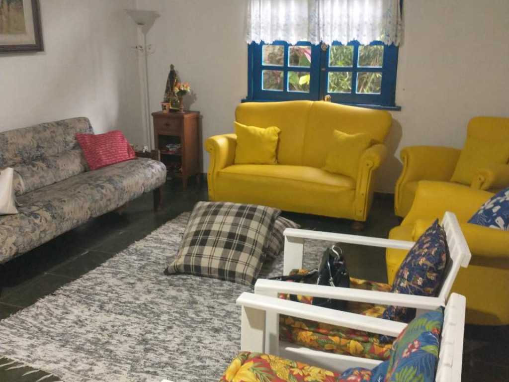 Casa em condomínio fechado na Serra Teresópolis