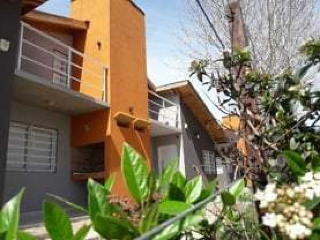 BRISAS DE VILLA GESELL ,exelentes Cabañas Con Pileta cubierta climatizada