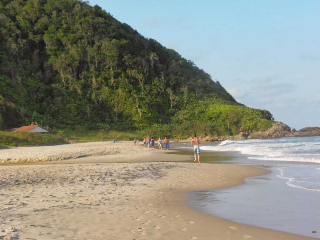 apto -casa-ALUGA TEMPORADA -praia  ubatuba - itaguaçu -São Francisco do Sul- SC