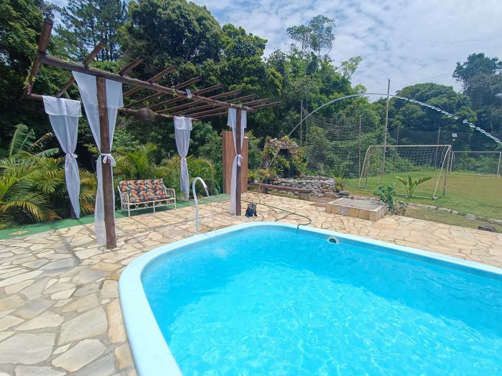 Lindo Rancho para eventos com excelente localização e estrutura - Sit0030