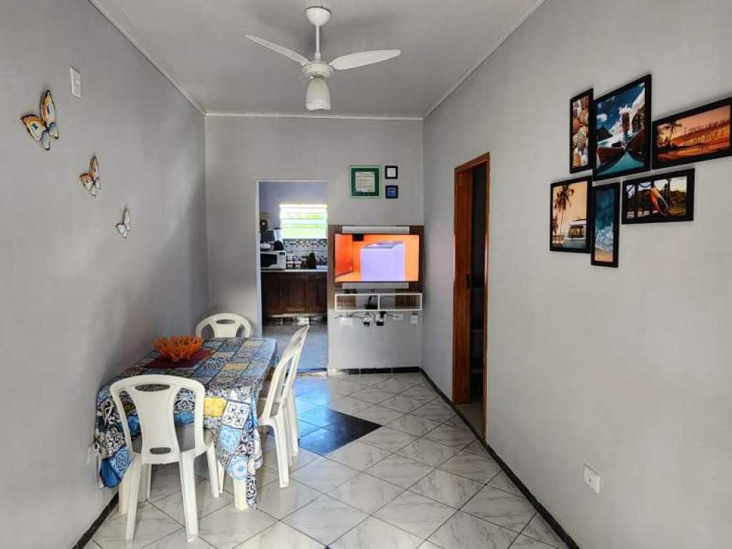 Casa Abade - 4 Quartos c/ Ar - Excelente Localização - Centro