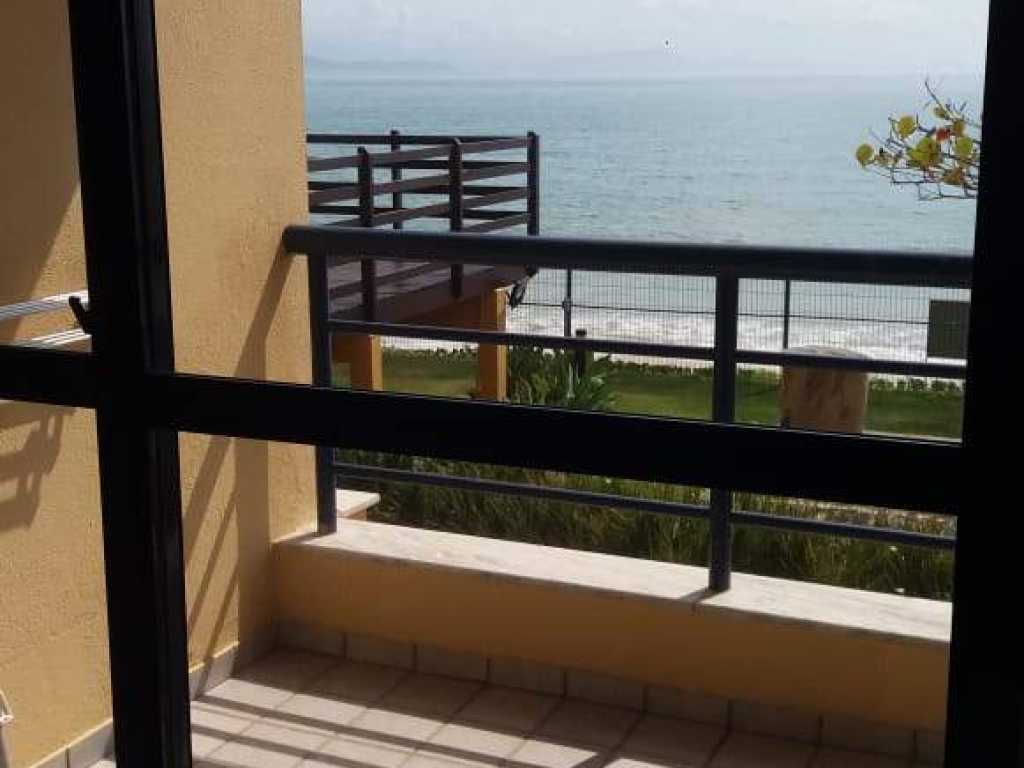 Apartamento com vista para o mar