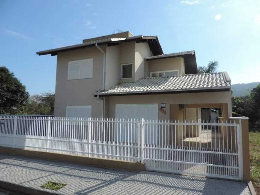 House for the whole family in Mariscal! Ref.48