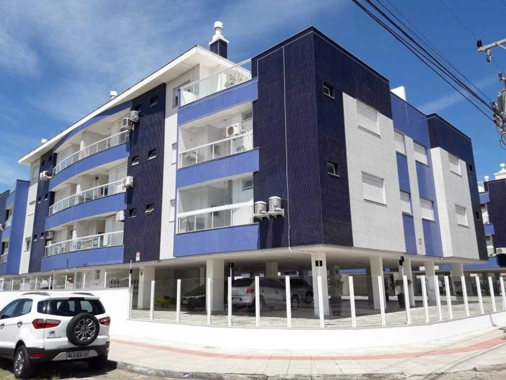 Apartamento 2 dormitorios, aire acondicionado en la suite y en la sala, área noble de los ingleses