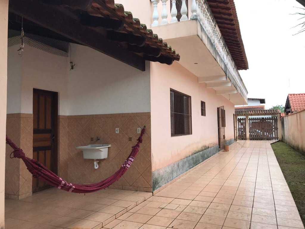 Casa  para Familia  em Bertioga