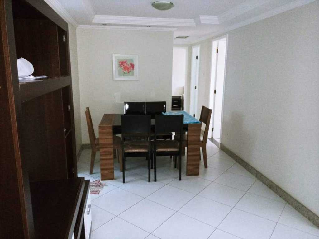 Lindo Apartamento há 300 metros da Praia de Atalaia.