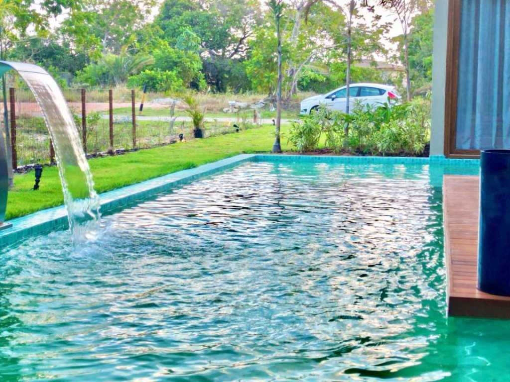 Casa Alto Padrão 7 Suítes em Praia do Forte no Condomínio Praia Bella Com Acesso ao MAR