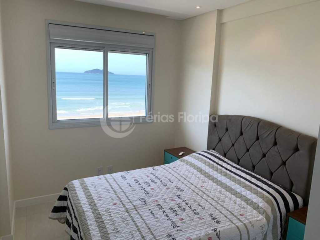 Apartamento 3 dormitórios, Frente mar com Piscina - REF 441