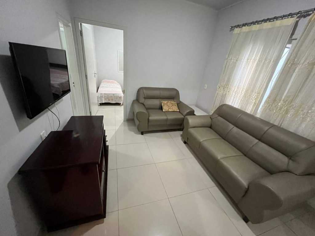 APARTAMENTO DE 2 DORMITORIOS PARA 6 PERSONAS - COD. 16 - CENTRO - BALNEÁRIO CAMBORIÚ