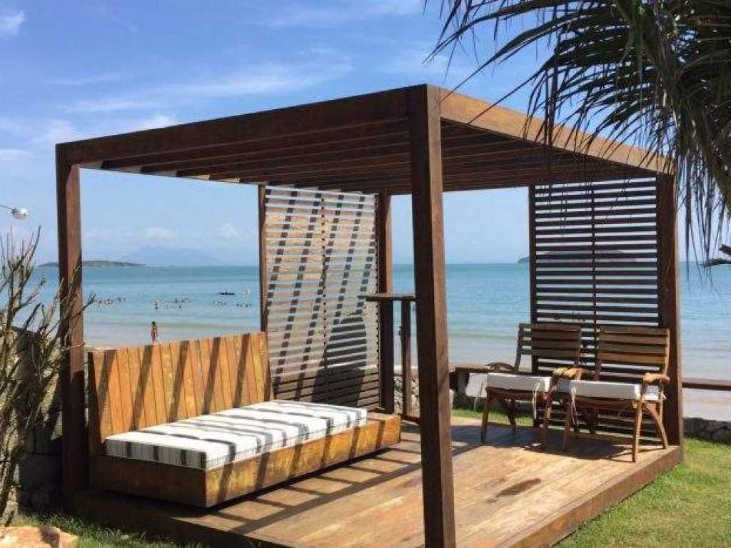 Casa de frente para a praia – Manguinhos, Búzios