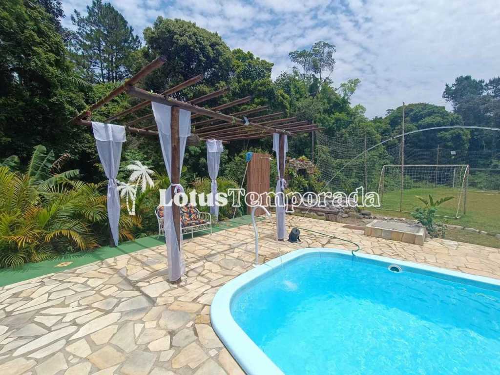 Lindo Rancho para eventos com excelente localização e estrutura - Sit0030