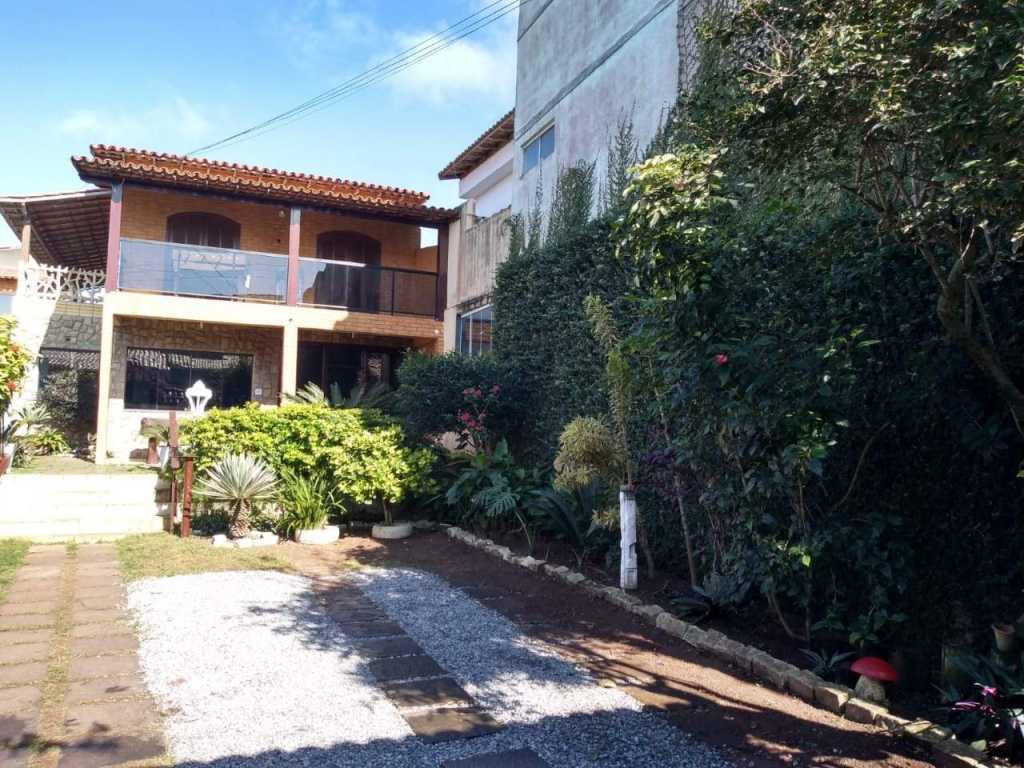 Maravilhosa casa no Peró