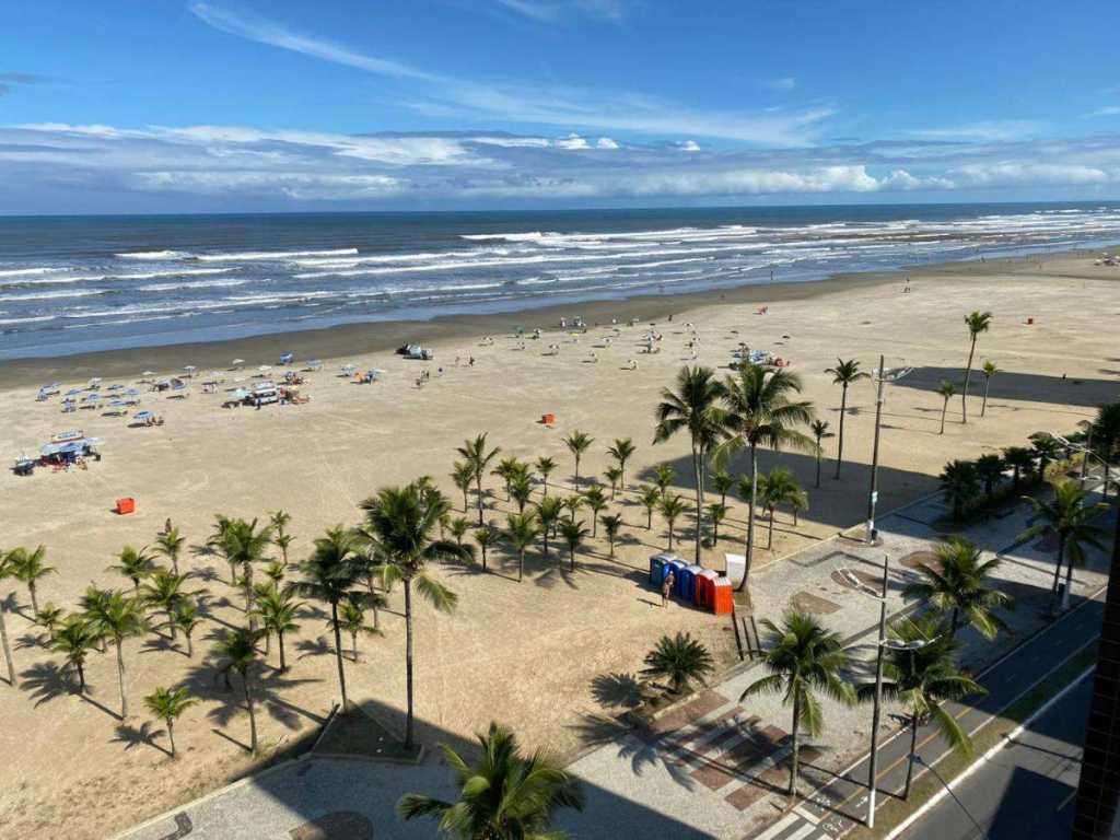 Pé na Areia na Praia da Guilhermina - Praia Grande