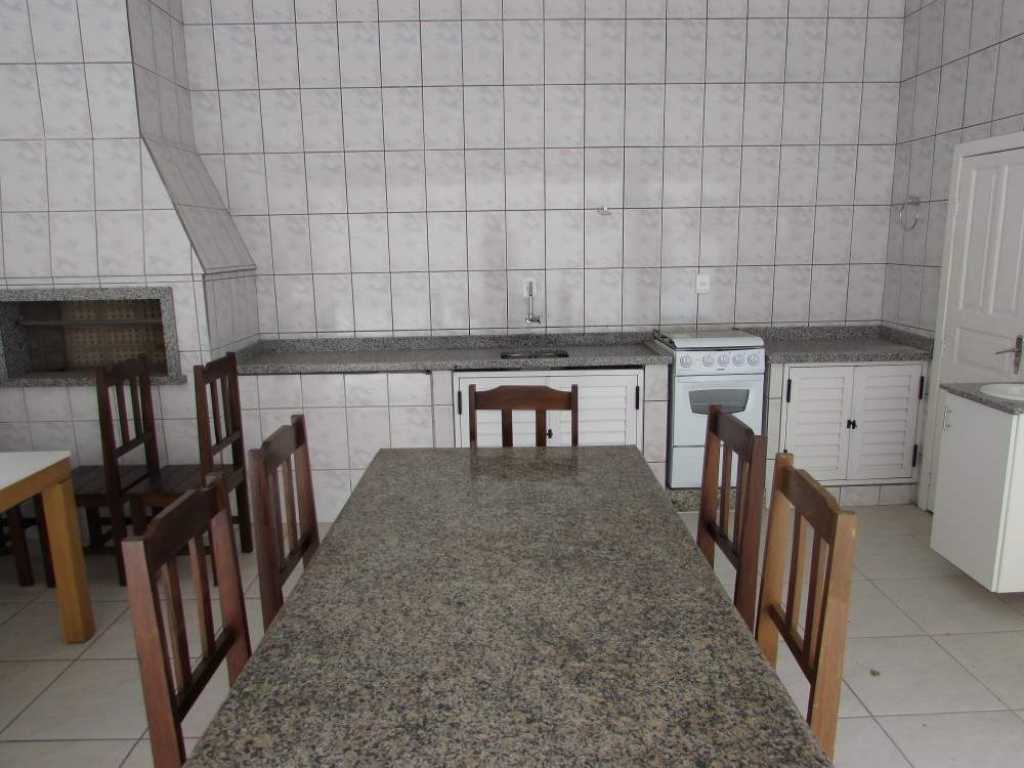 Aluguel Temporada, Apartamento para aluguel de temporada 5 Quartos Daniela Florianópolis