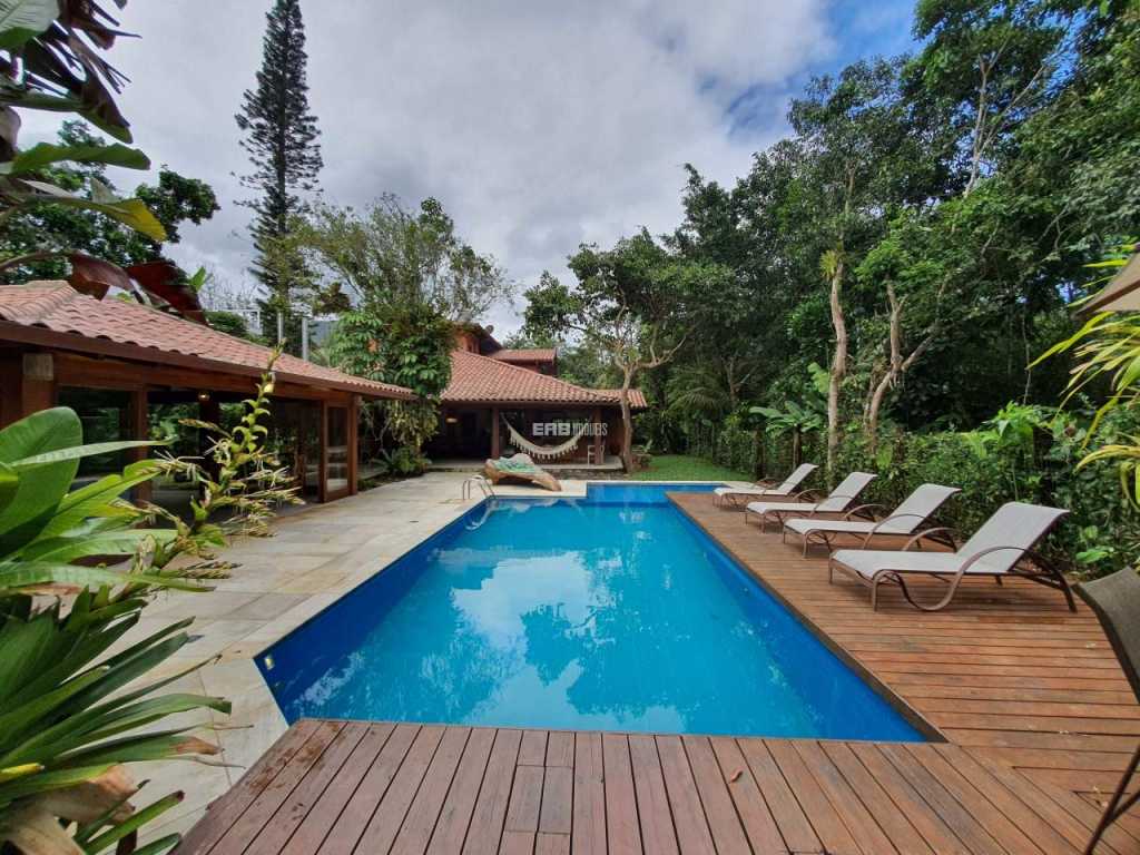 Casa de alto padrão, com piscina, na praia de Itamambuca, Ubatuba - Lii