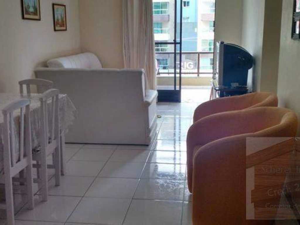 APARTAMENTO BEM LOCALIZADO