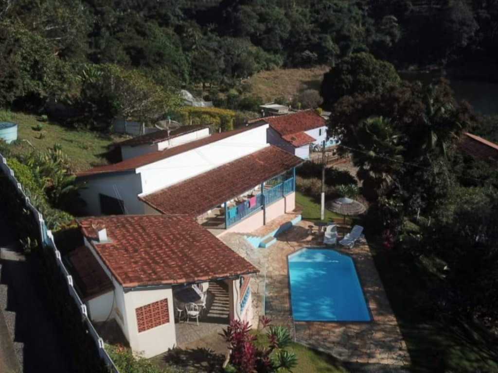 Casa a beira do lago, Estancia Climática, natureza e sossego