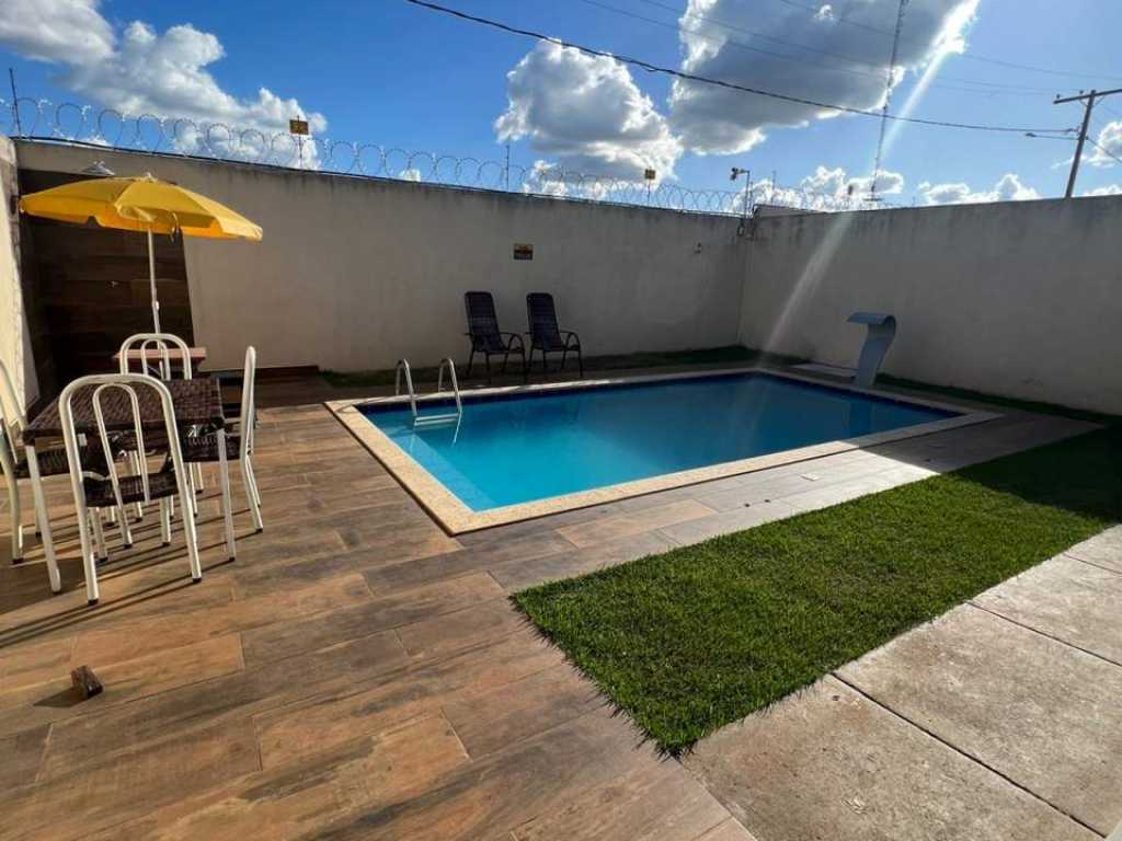 CASA COM PISCINA AQUECIDA CALDAS NOVAS