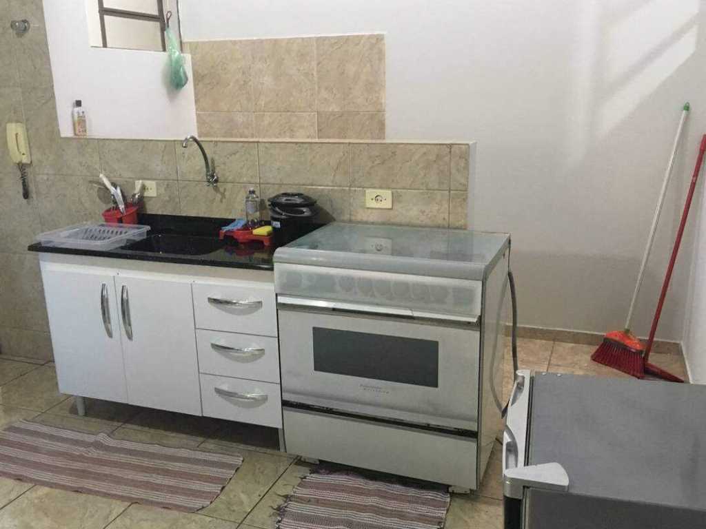 Apartamento 01 amplo inteiro com ótimo preço