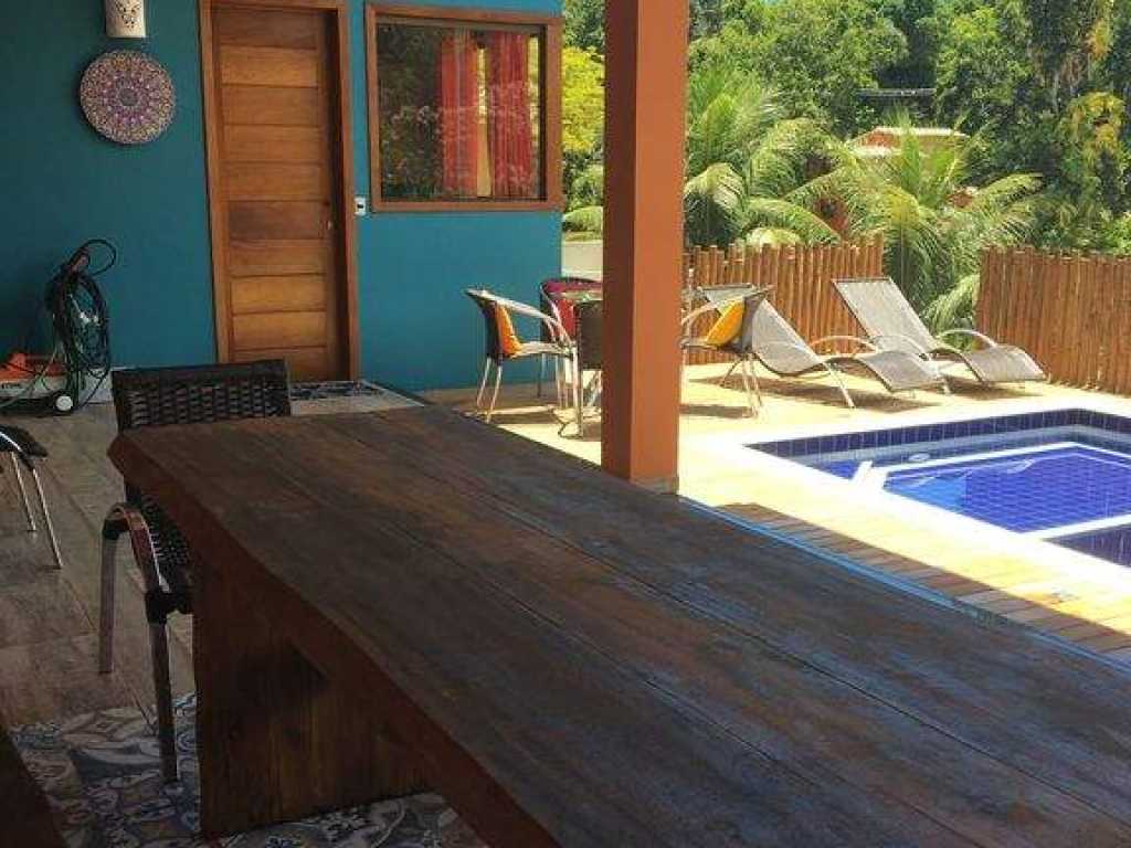 Casas com ar piscina e area gourmet de frente pra Mucuge de 2 ate 16 pessoas. Consulte valores por pessoa