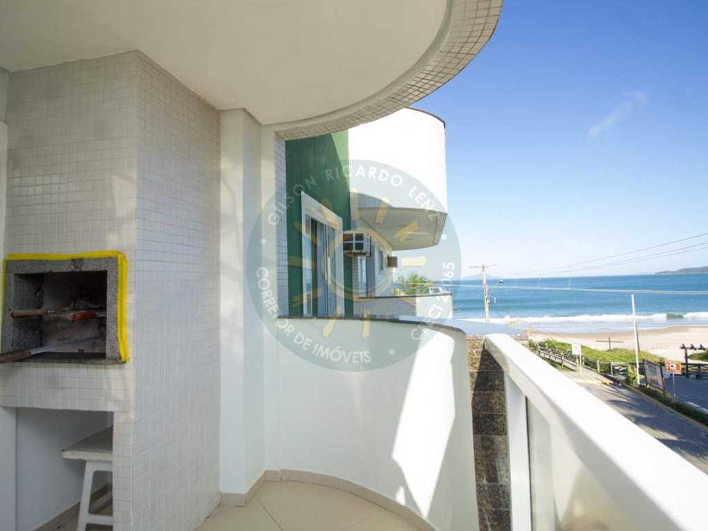 Apartamento com 2 suítes e vista para a praia de Quatro Ilhas - Bombinhas