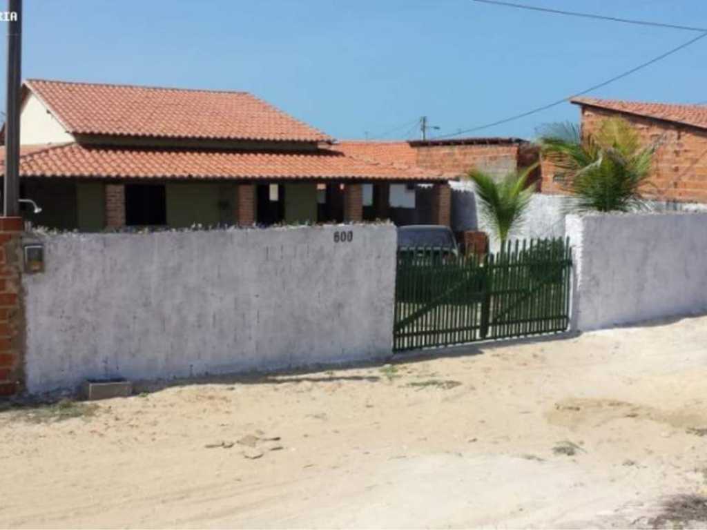 Casa para Temporada, Luís Correia / PI, bairro Atalaia, 1 dormitório, 1 suíte, 2 banheiros, 1 garagem, mobiliado