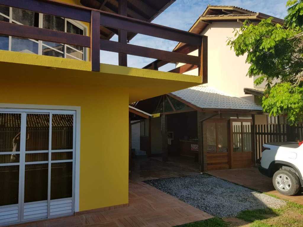 Casa em Guarda do Embaú - Luciano