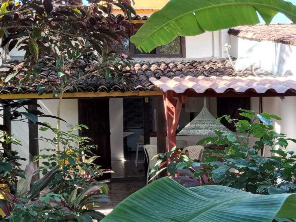 Casa com churrasqueira