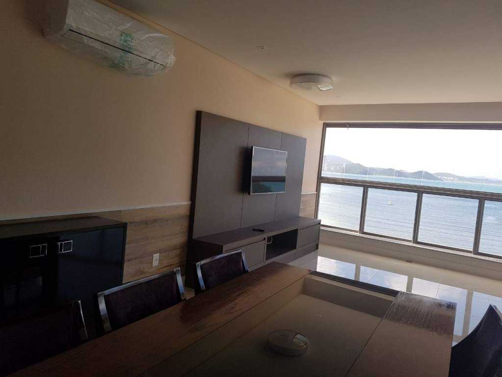 LINDÍSSIMO APARTAMENTO FRENTE MAR EM BALNEÁRIO CAMBORIÚ