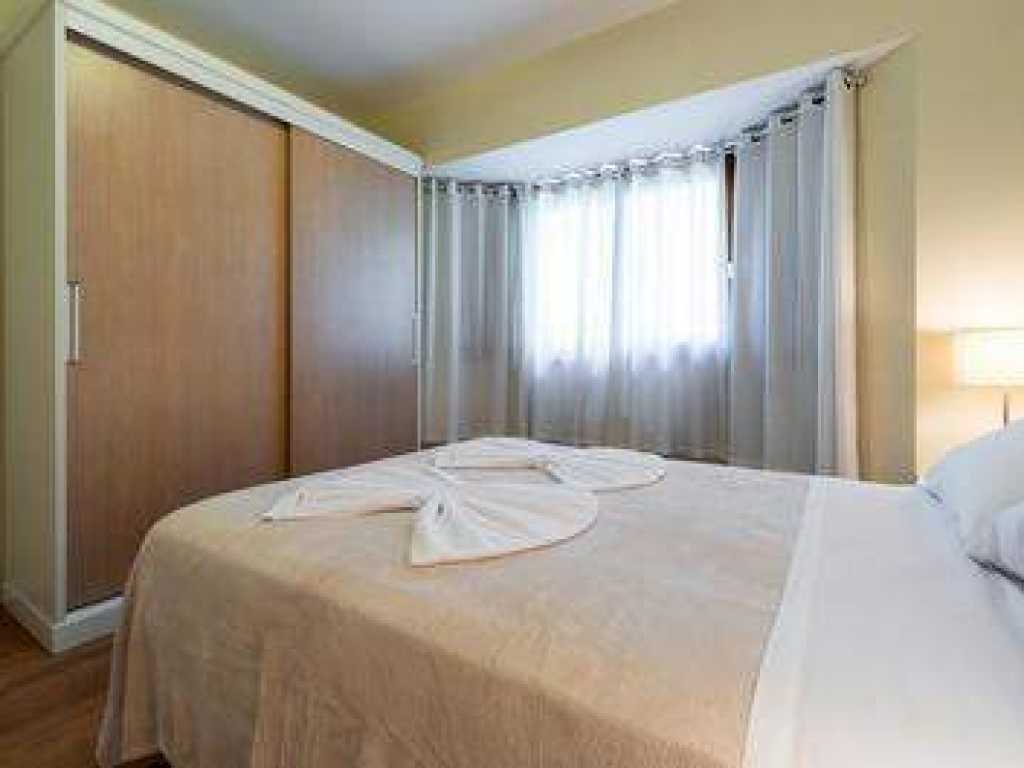 Apartamento 3 quartos de frente para Avenida, Centro de Gramado