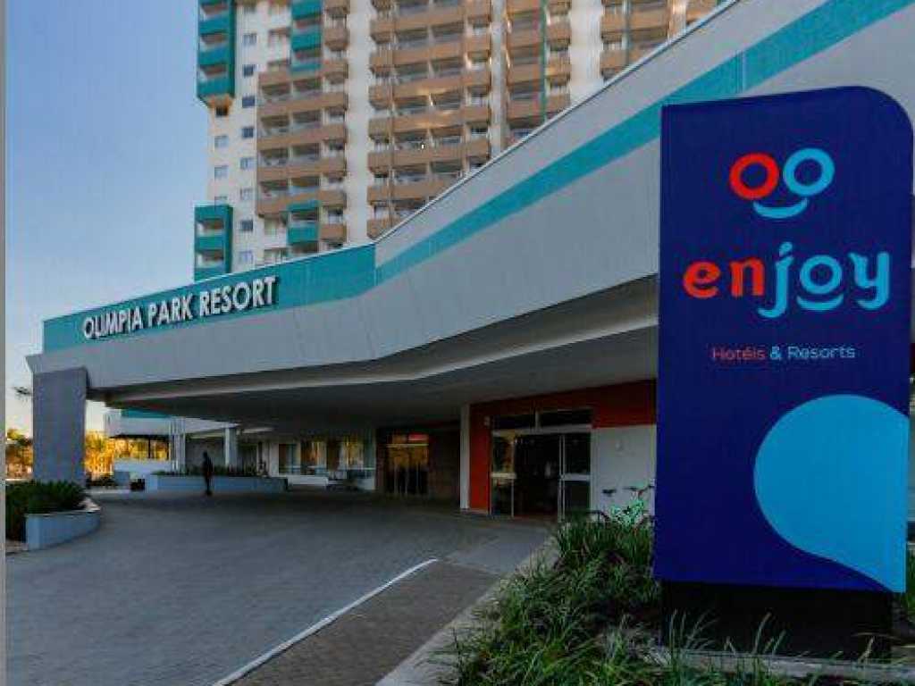 Alugo Apartamento em Resort em Olímpia - SP