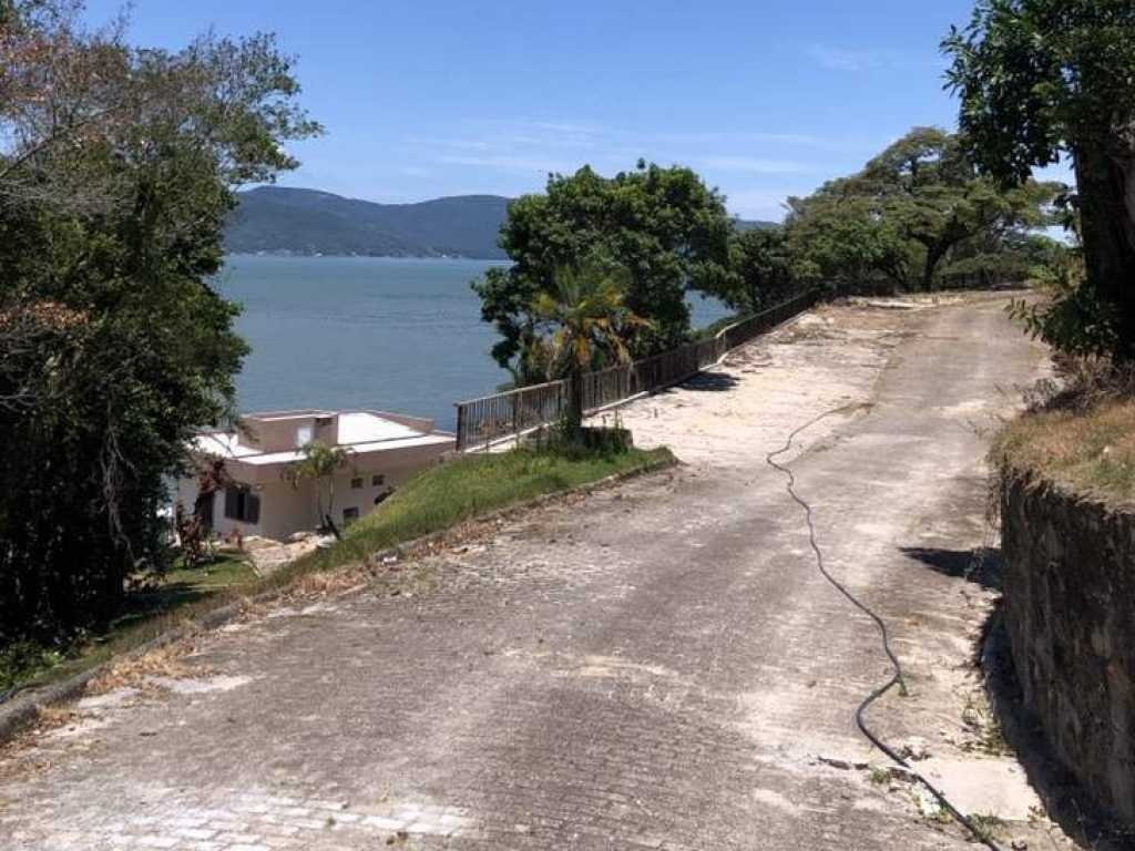 Casa beira-mar con praia privativa IDEAL PARA FESTAS