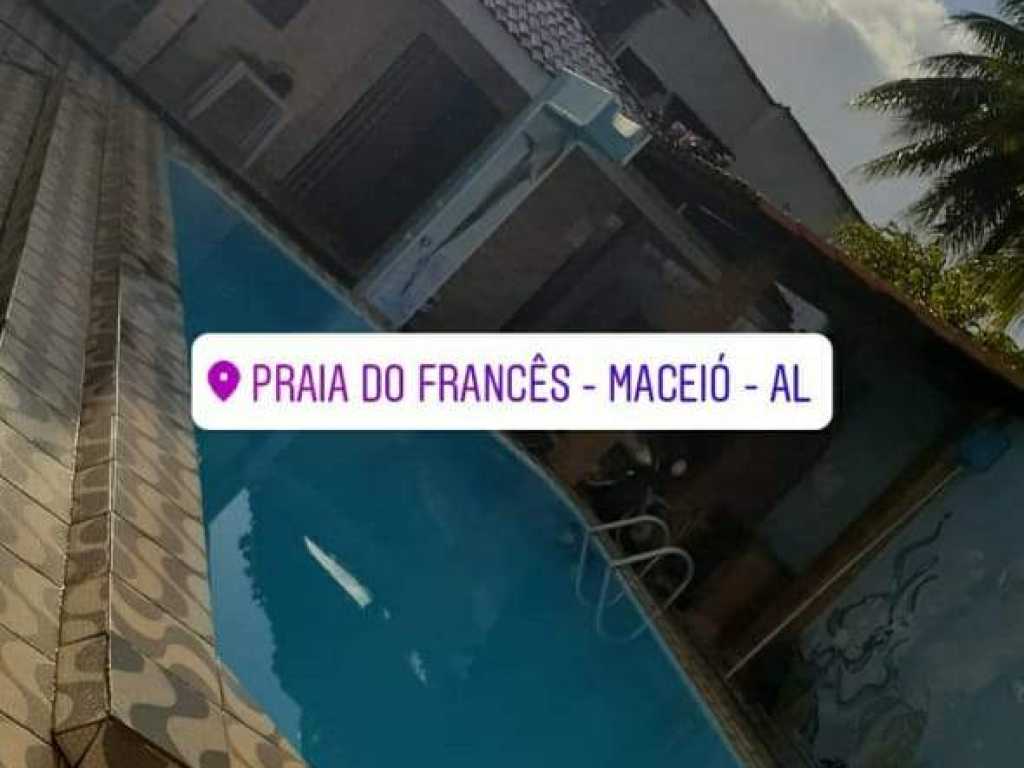 ótima casa na praia do Francês para até 20 pessoas