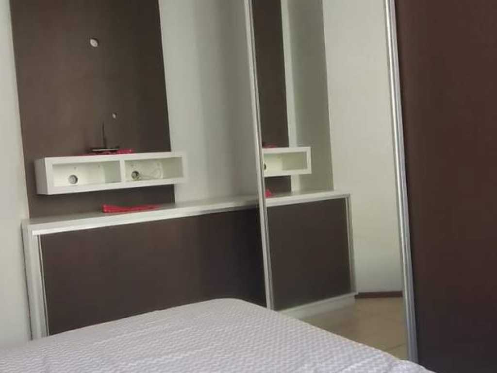 APARTAMENTO QUADRA MAR