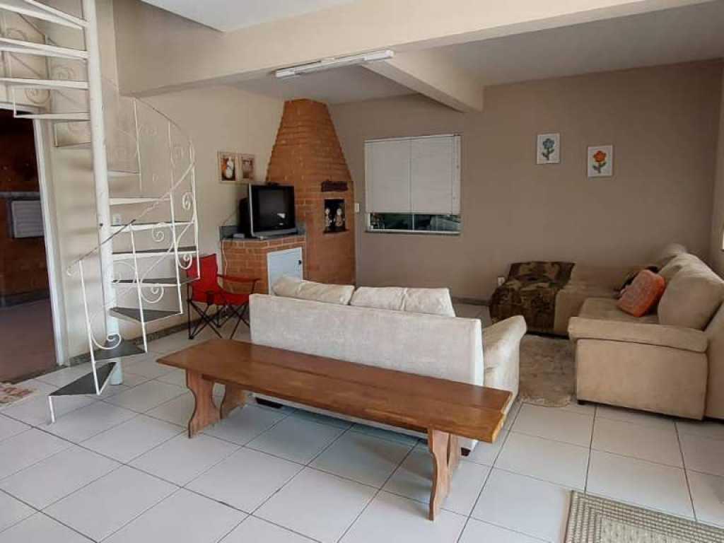 Spacious apartment with views in Mariscal