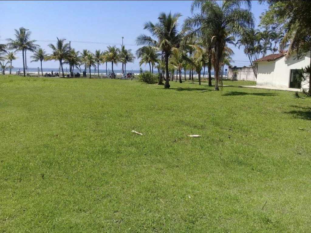 Lindo Apartamento, pé na areia próximo a ferinha  de Mongaguá, ambiente família super tranquilo!!!