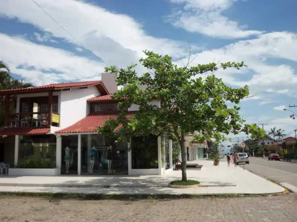 Apto 1 dorm na Av. Principal de Garopaba - APTO 1, 2 (com sacada) e APTO  3 ,4 e 5 (sem sacada)