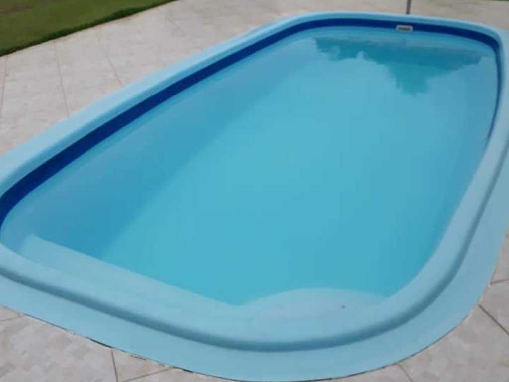 Linda casa com piscina em Guarapari