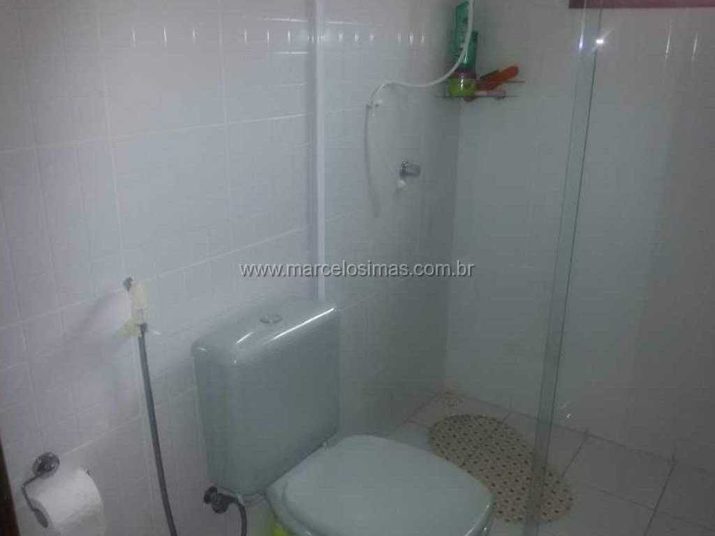 CASA DUPLEX EM CONDOMÍNIO PARA 8 PESSOAS.