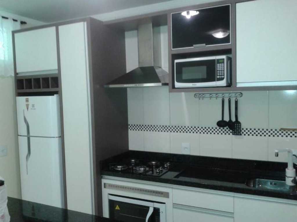 APARTAMENTO NA PRAIA BRAVA