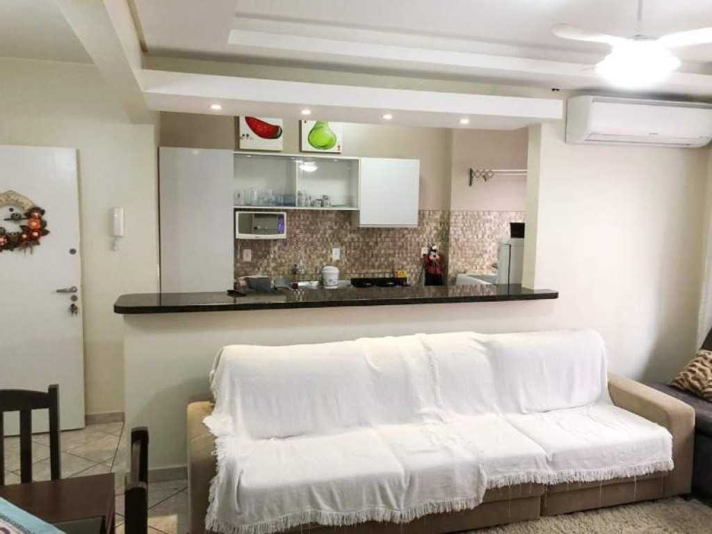 Apartamento 2 dormitorios em Balneário Camboriu proximo da Avenida Brasil