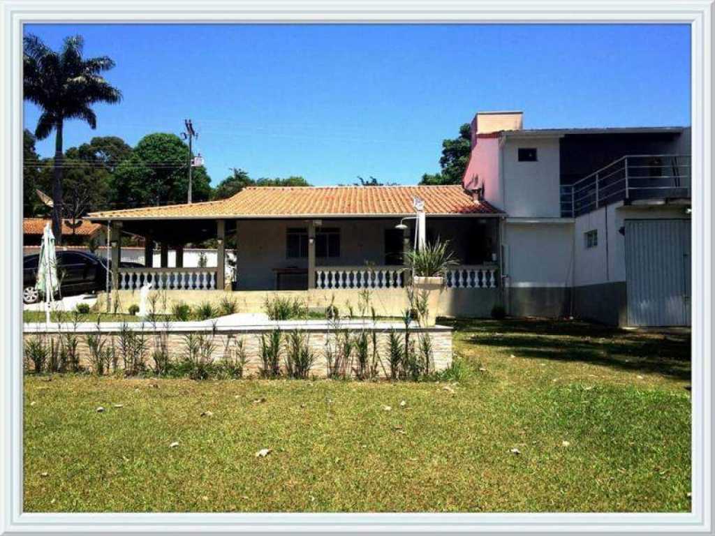 Lago de Furnas, S�o Jos� da Barra. Rancho bem pr�ximo Canyons.