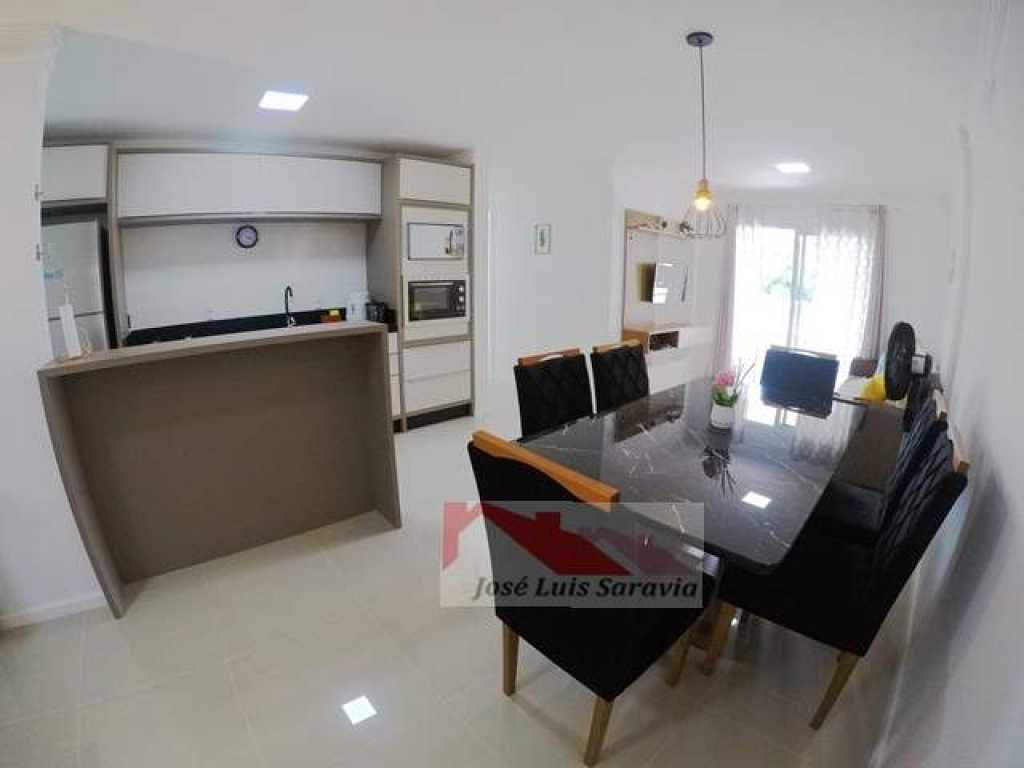 Apartamento de 3 dormitorios (RL306)