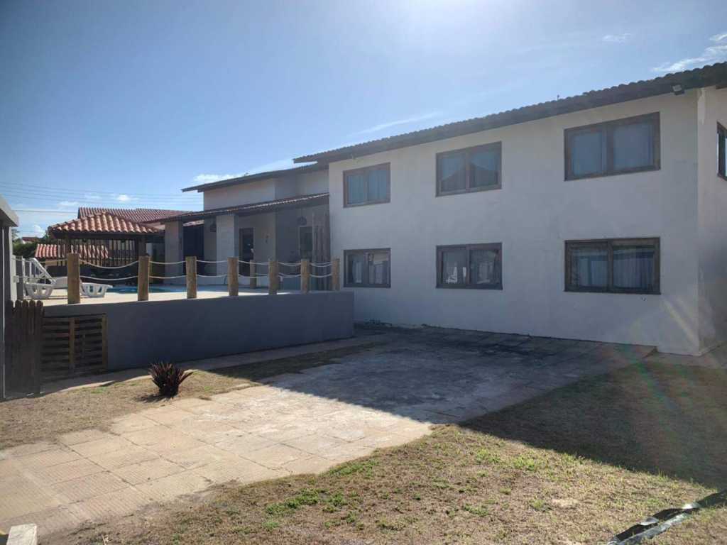 Casa na Barra de São Miguel - Alagoas - 50m da praia - com piscina