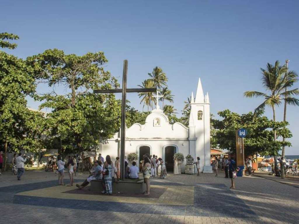 Delicia de Apto de 100m² na Vila da Praia do Forte, garagem, piscina