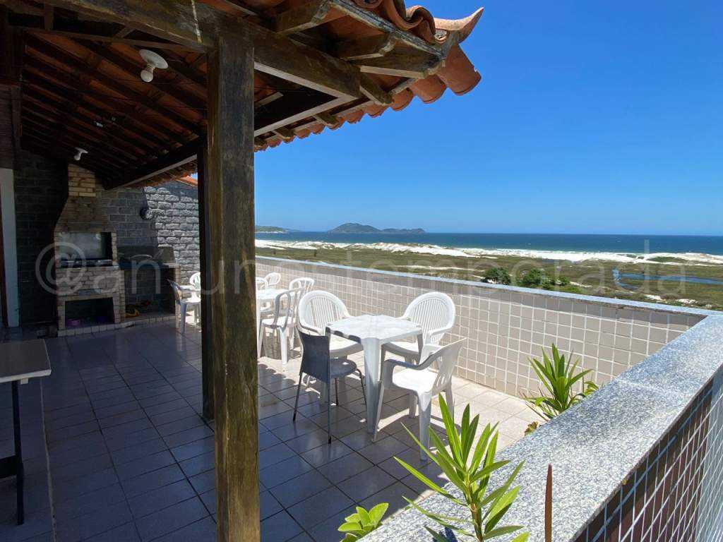 Cobertura na praia em Cabo Frio